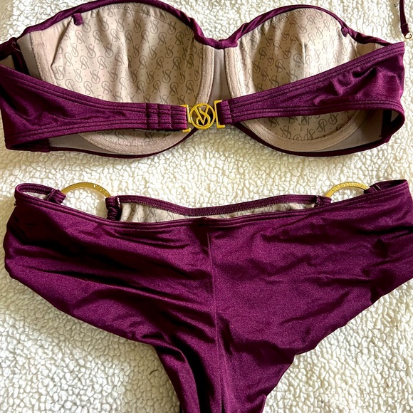 Victoria Secret Bikini - Picture 4 of 7